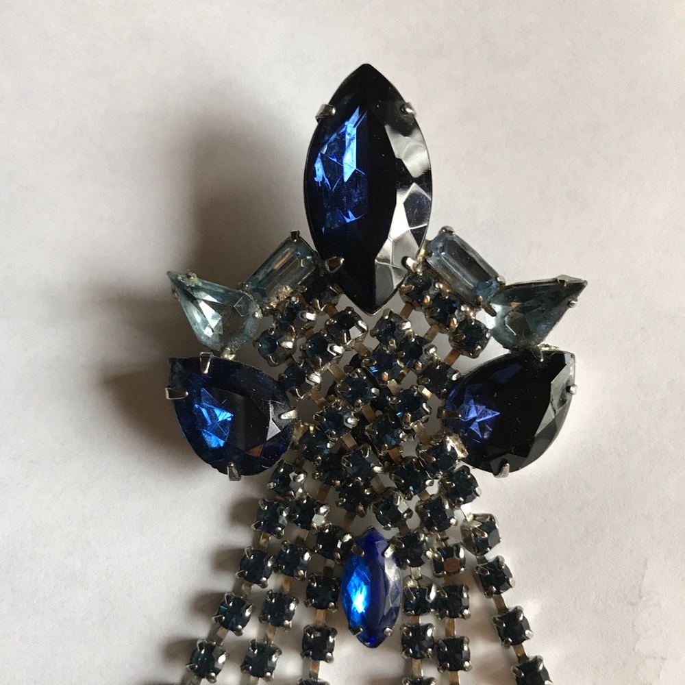 Vintage brooch earring set Blue Rhinestone Navette